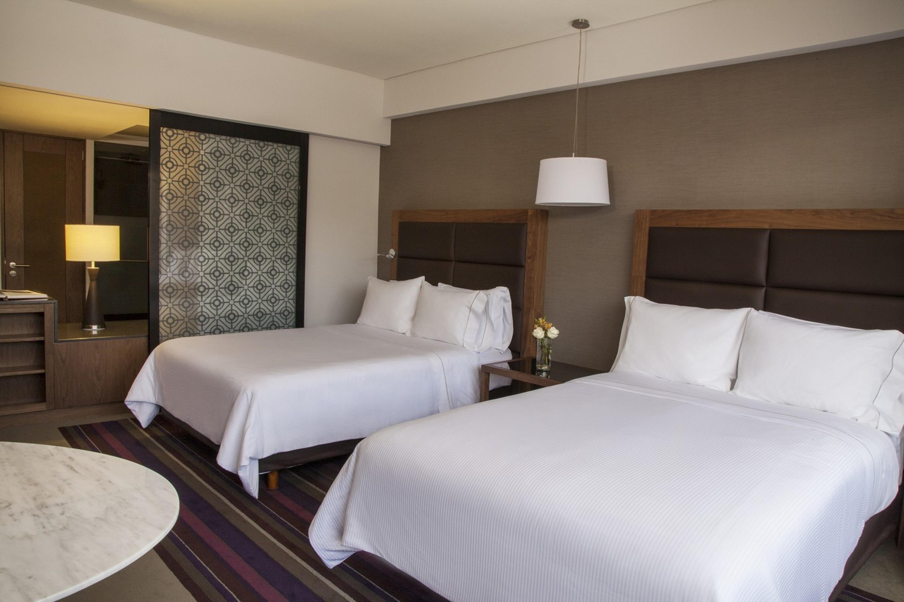 Fiesta Americana Monterrey Pabellon M. Εξωτερικό φωτογραφία A room at the hotel