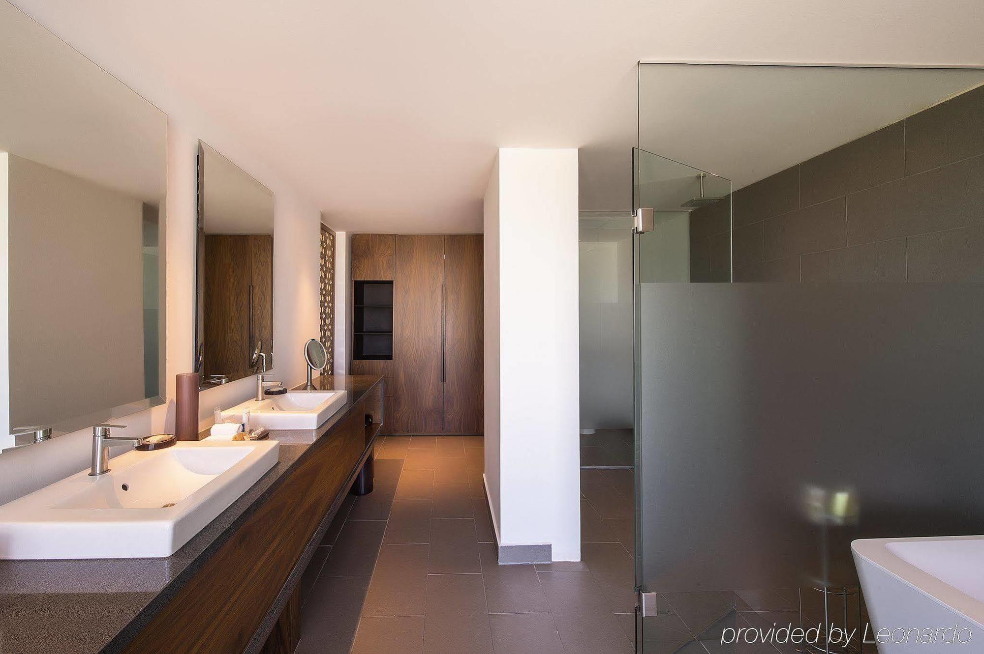 Fiesta Americana Monterrey Pabellon M. Εξωτερικό φωτογραφία Bathroom