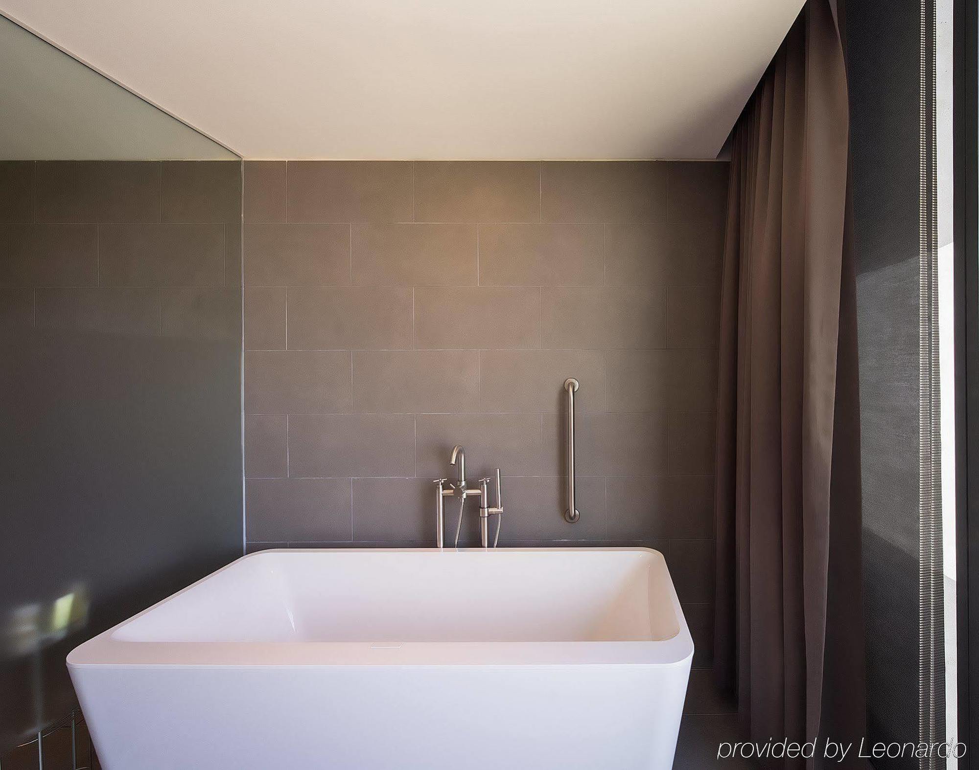 Fiesta Americana Monterrey Pabellon M. Εξωτερικό φωτογραφία Bathroom