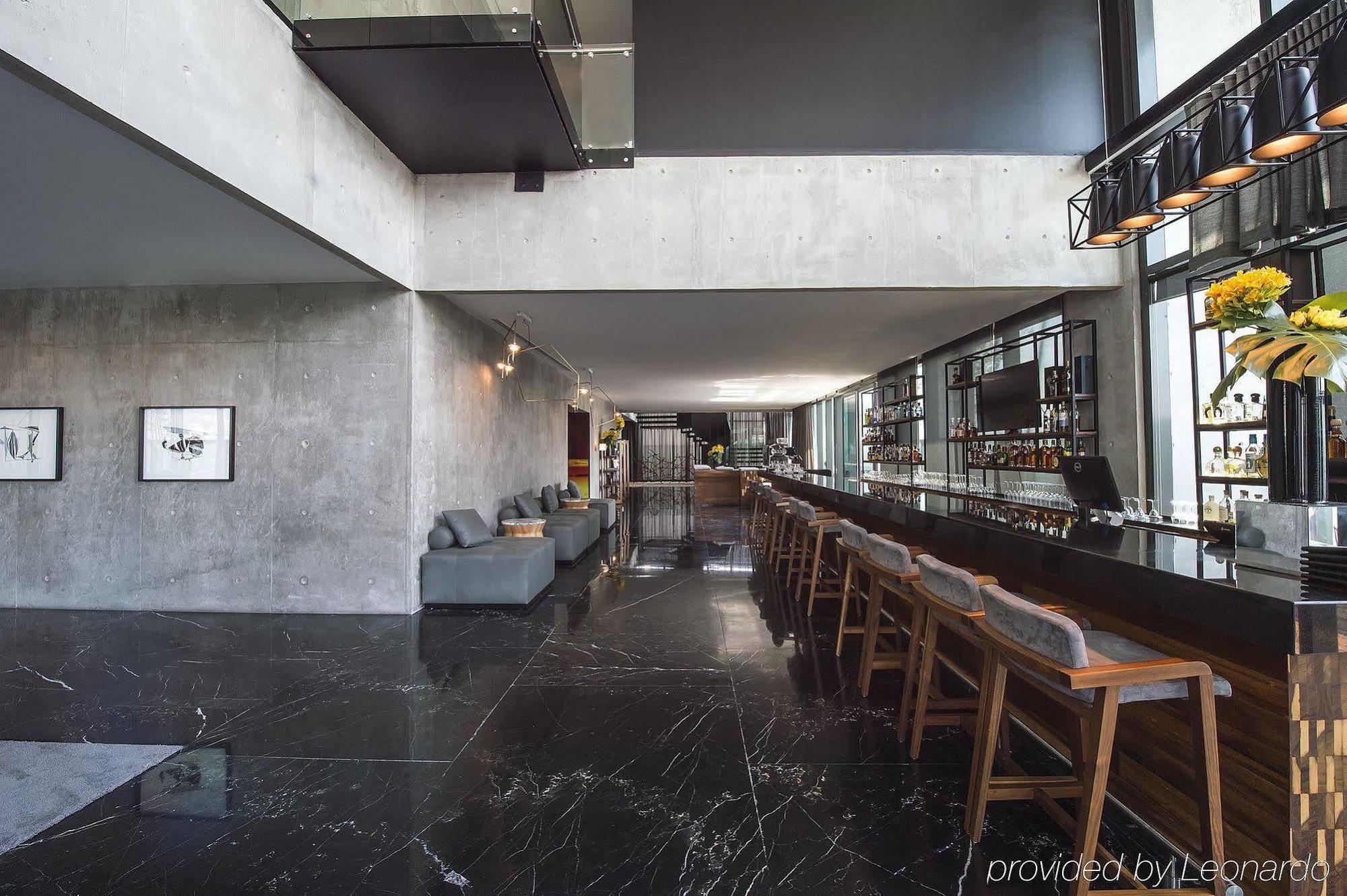 Fiesta Americana Monterrey Pabellon M. Εξωτερικό φωτογραφία The bar at the 1018